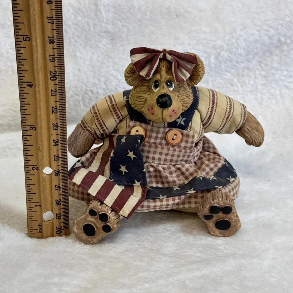 Russ Berrie Country Folks Bearsy Ross Patriotic Bear Shelf Sitter 5